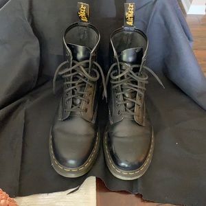Doc Marten 1460 Waterproof Leather Boot W10/M9